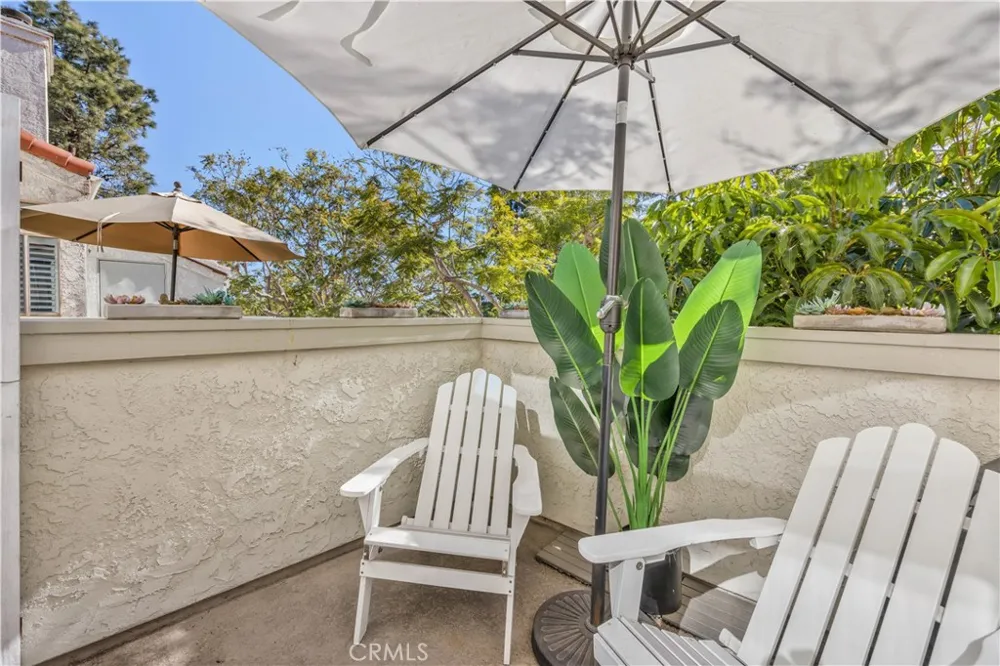 5101 Tortuga Drive #205 Huntington Beach, CA 92649