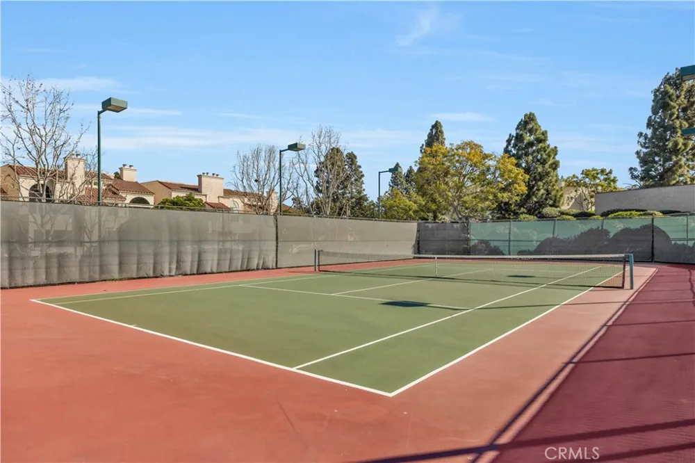 5101 Tortuga Drive #205 Huntington Beach, CA 92649