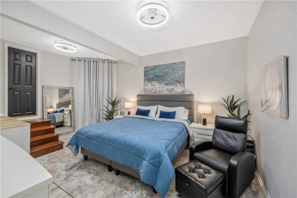 5101 Tortuga Drive #205 Huntington Beach, CA 92649