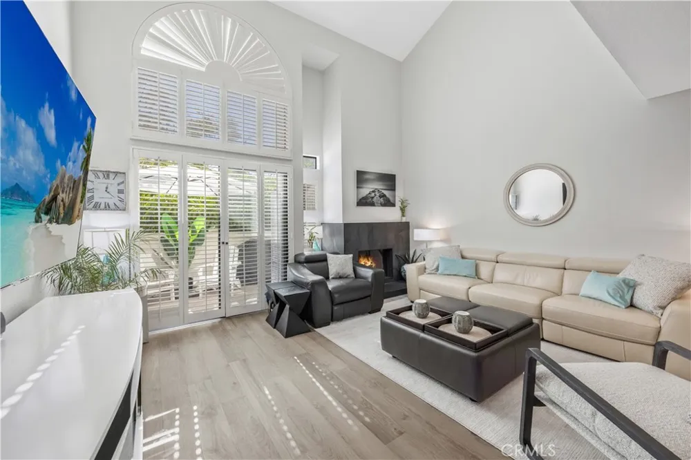 5101 Tortuga Drive #205 Huntington Beach, CA 92649