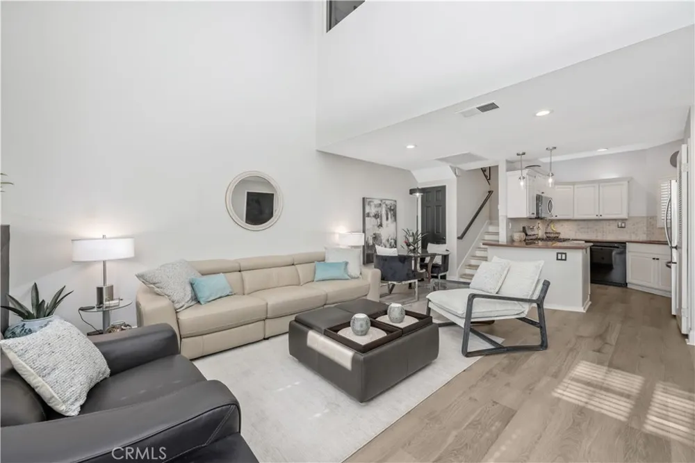 5101 Tortuga Drive #205 Huntington Beach, CA 92649