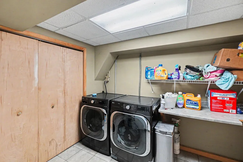 10010 S Osborn Avenue Bridgeton Township, MI 49412