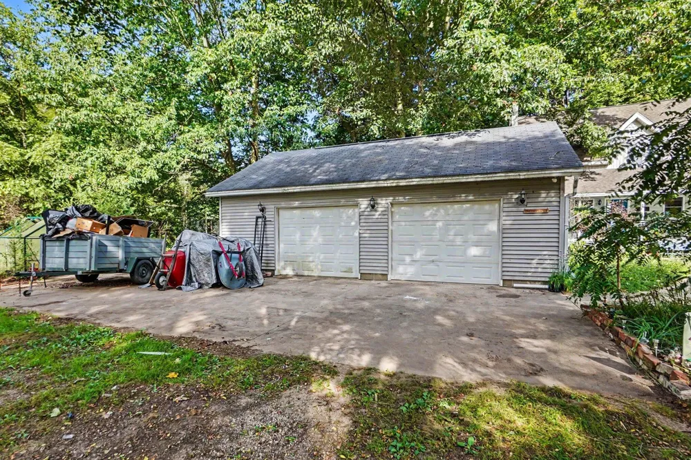 10010 S Osborn Avenue Bridgeton Township, MI 49412