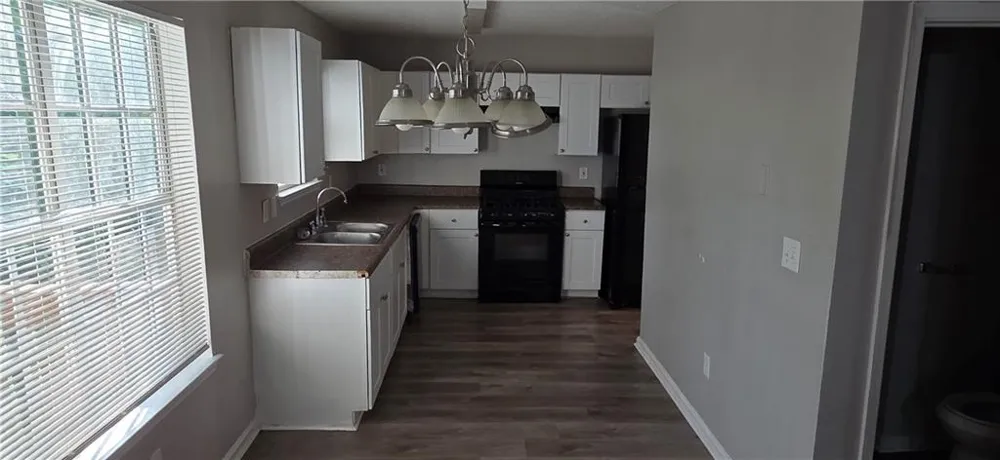 6260 Phillips Lake Way Lithonia, GA 30058