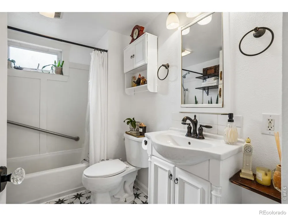 511 W South 1st Street Johnstown, CO 80534