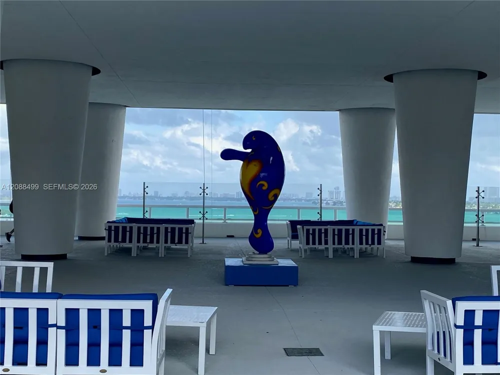 1800 Bayshore Dr #1608 Miami, FL 33132