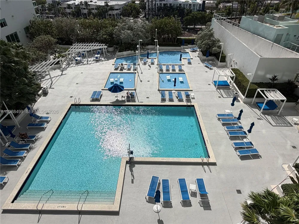 1800 Bayshore Dr #1608 Miami, FL 33132
