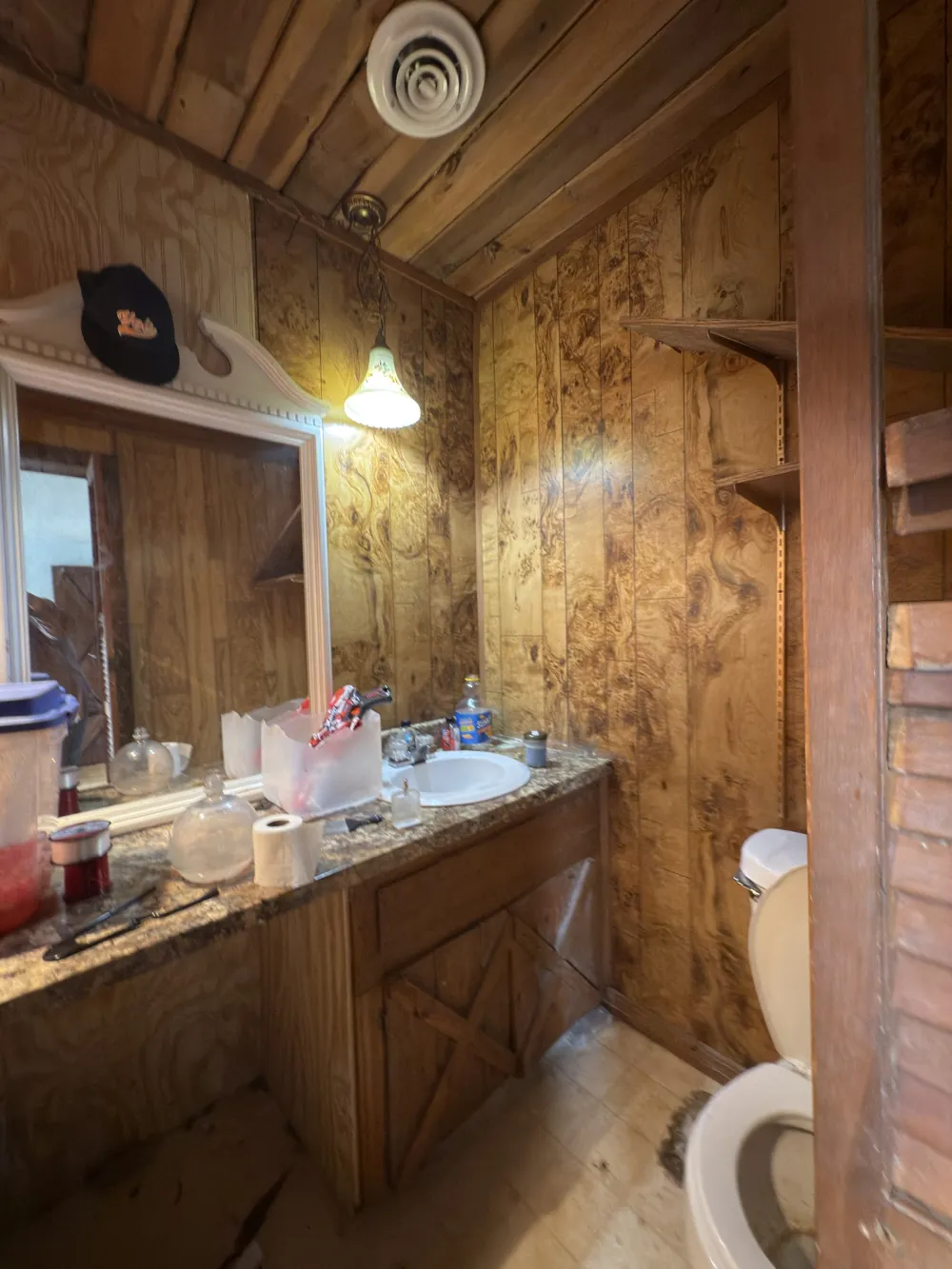 496 Rockhouse Rd Hohenwald, TN 38462