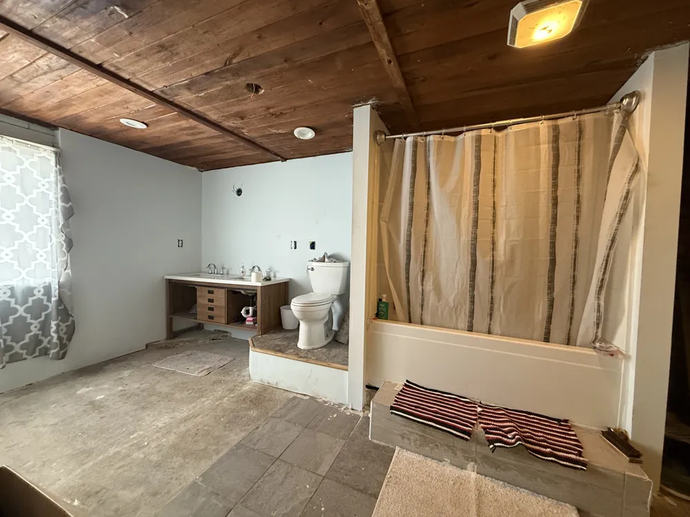496 Rockhouse Rd Hohenwald, TN 38462