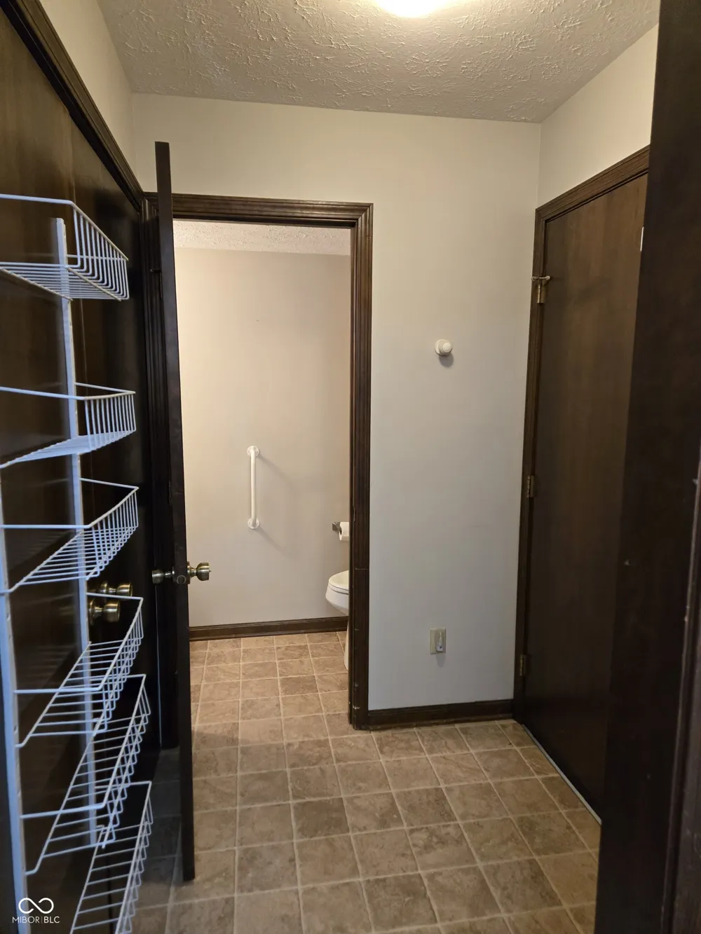 575 Conner Creek Drive Fishers, IN 46038
