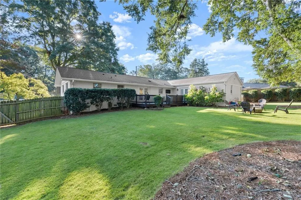 3834 Cherrydale Lane SE Smyrna, GA 30082