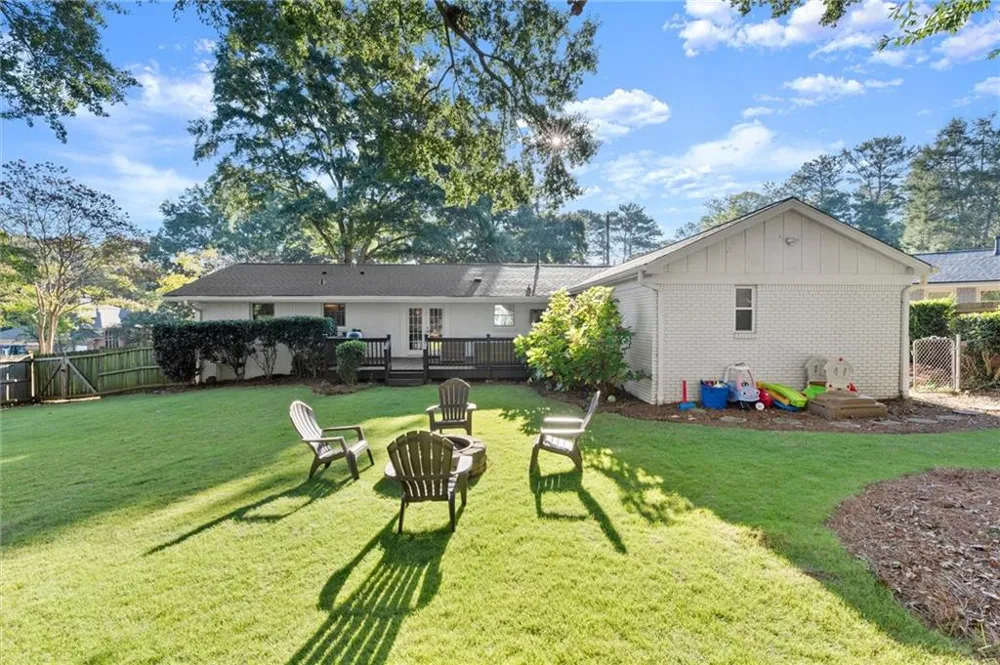 3834 Cherrydale Lane SE Smyrna, GA 30082