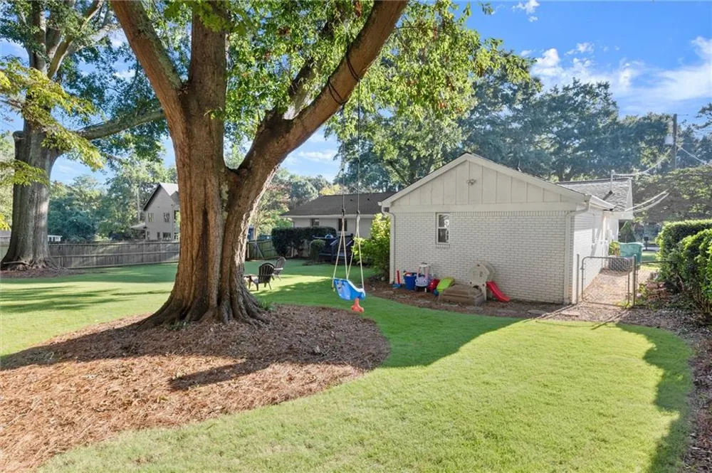 3834 Cherrydale Lane SE Smyrna, GA 30082