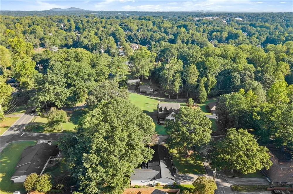 3834 Cherrydale Lane SE Smyrna, GA 30082