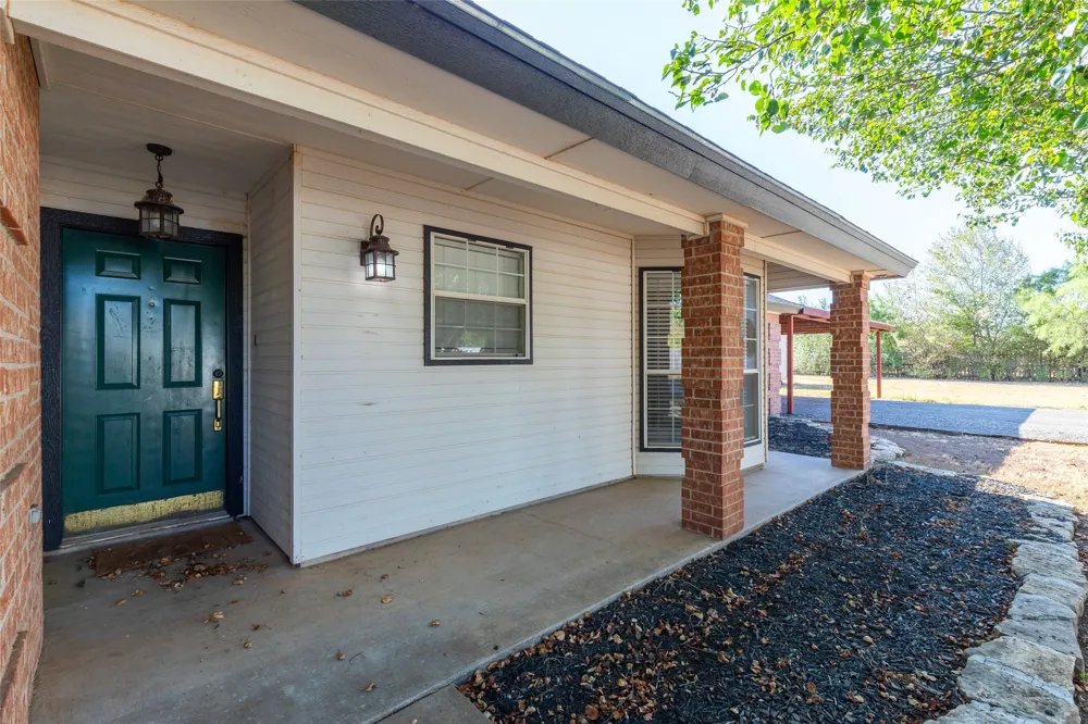 717 Groves Road Tuscola, TX 79562