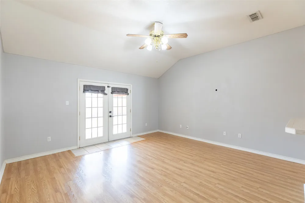 717 Groves Road Tuscola, TX 79562
