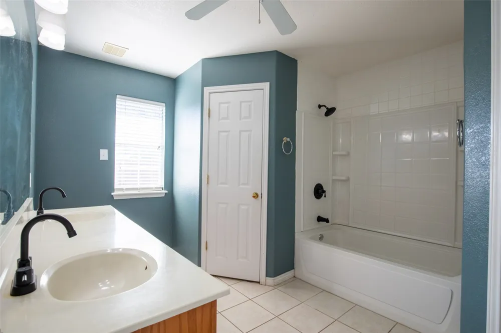 717 Groves Road Tuscola, TX 79562