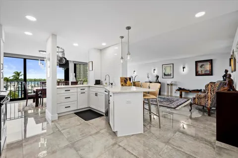 120 Lakeshore Drive #4360