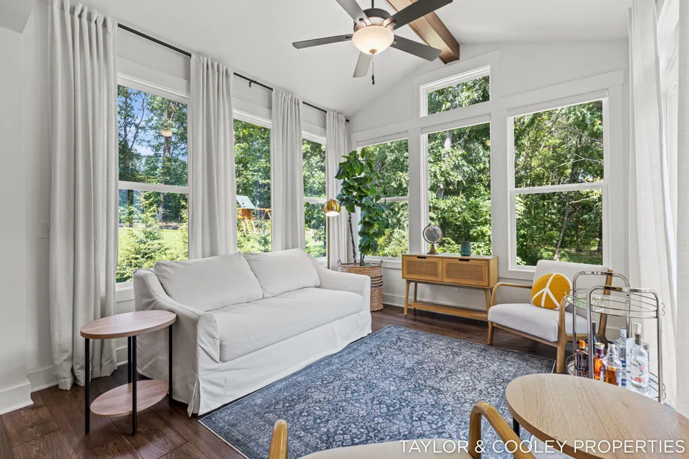 8129 Honeysuckle Hill Court SE Grand Rapids, MI 49512