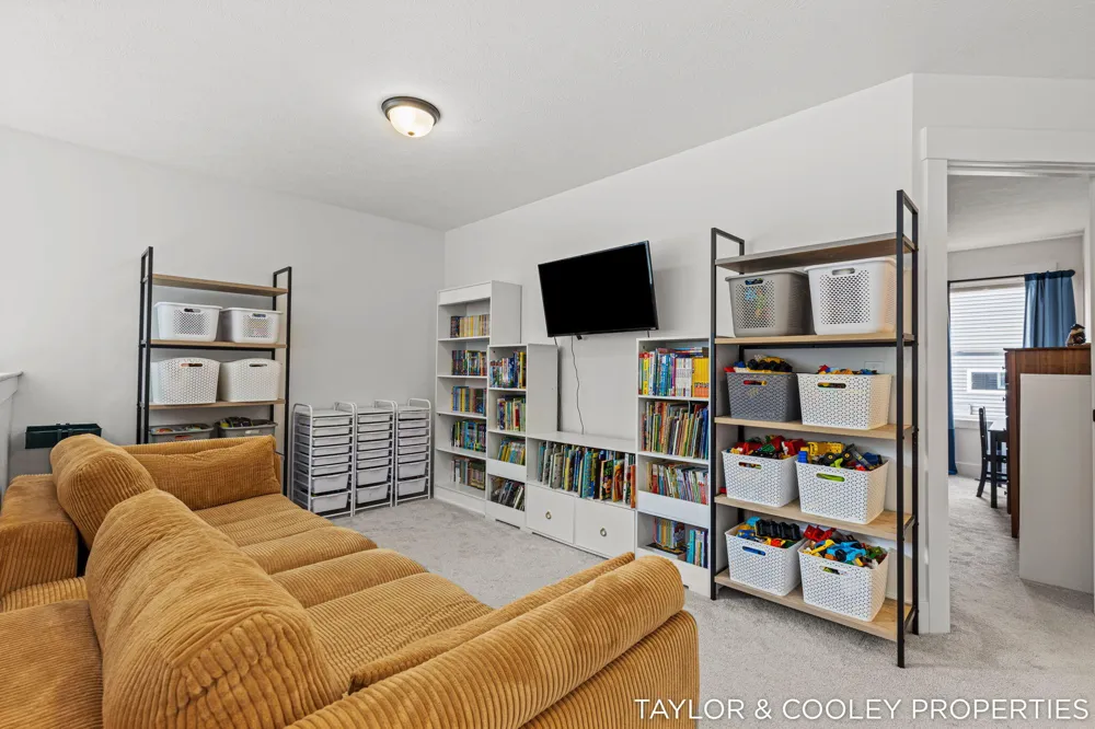 8129 Honeysuckle Hill Court SE Grand Rapids, MI 49512
