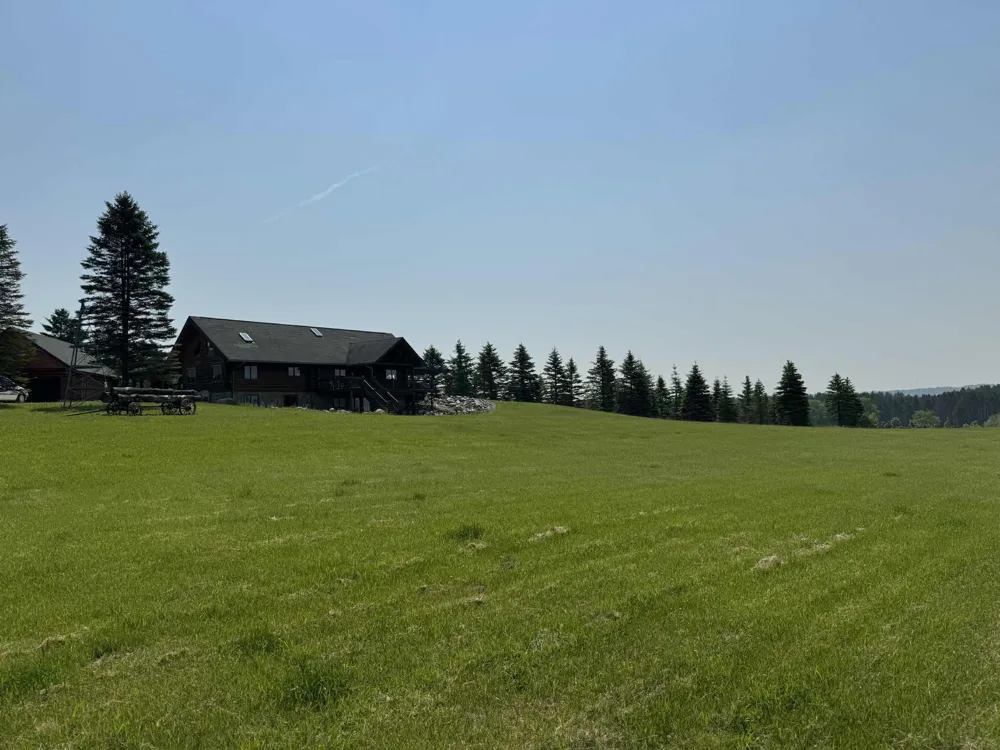 6294 100th Avenue Evart, MI 49631