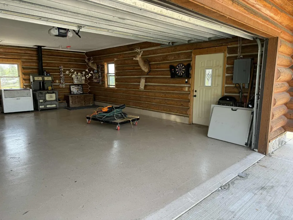6294 100th Avenue Evart, MI 49631