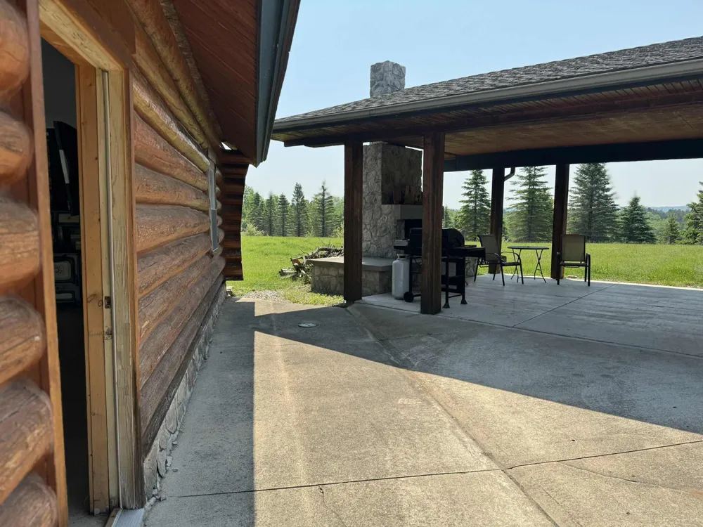 6294 100th Avenue Evart, MI 49631