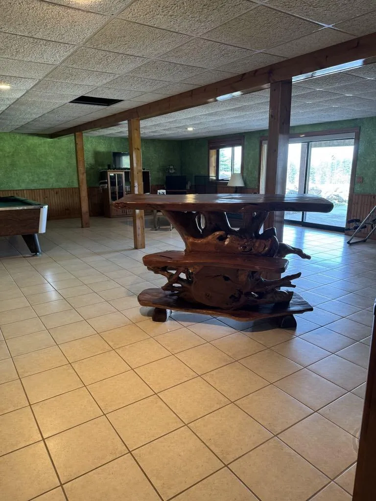6294 100th Avenue Evart, MI 49631
