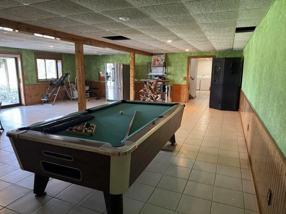 6294 100th Avenue Evart, MI 49631