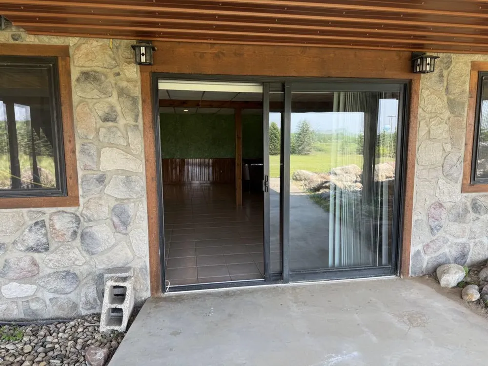 6294 100th Avenue Evart, MI 49631