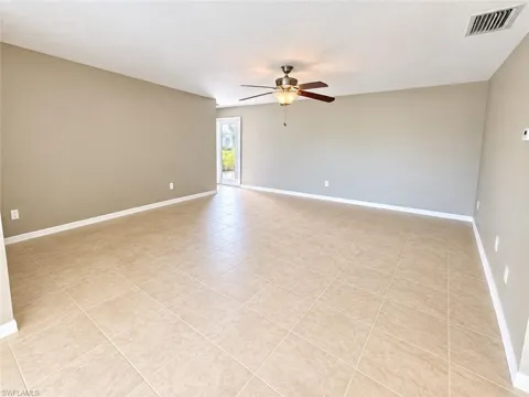 129 SE 23rd Place #-Unit 4