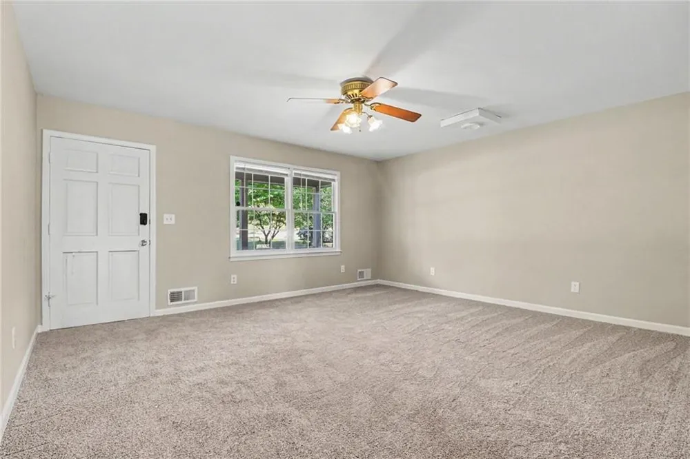 5139 Presley Drive Flowery Branch, GA 30542