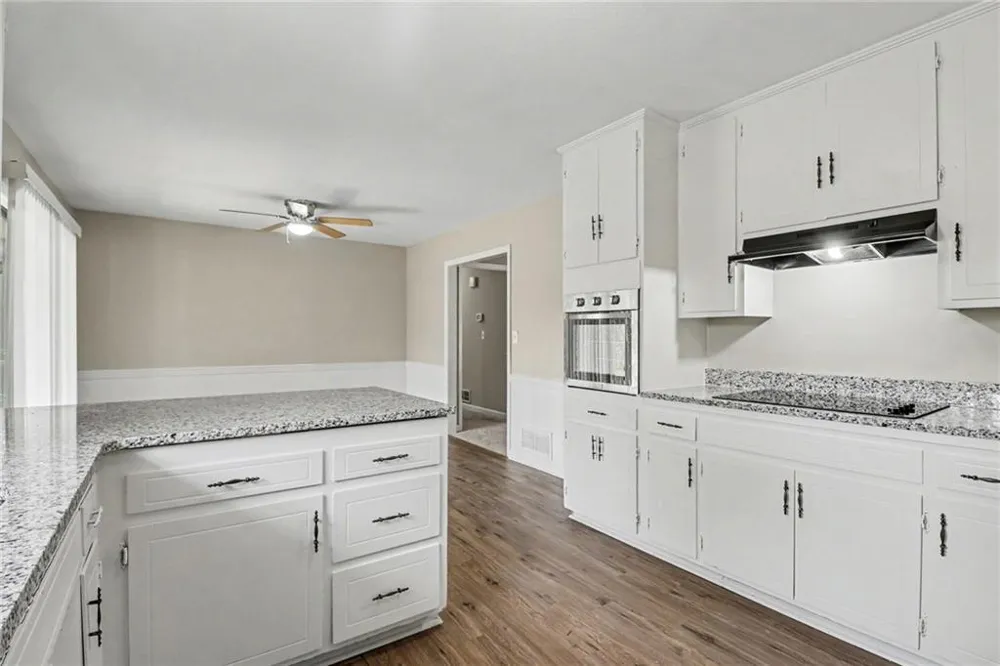 5139 Presley Drive Flowery Branch, GA 30542