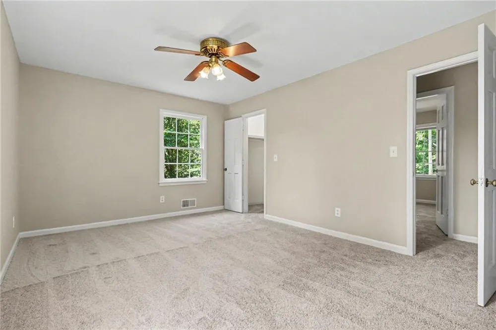 5139 Presley Drive Flowery Branch, GA 30542
