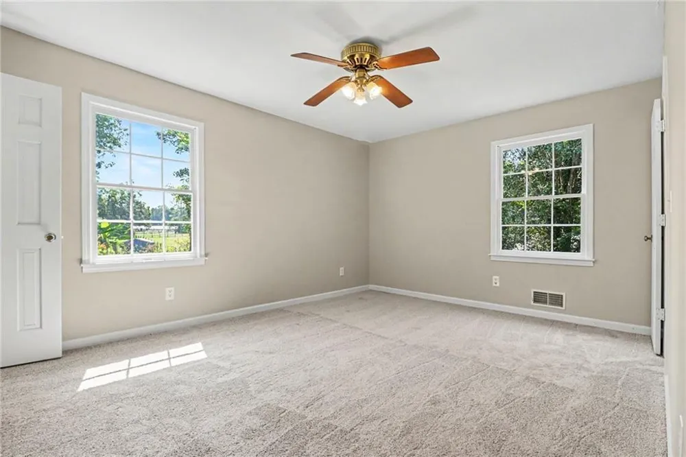 5139 Presley Drive Flowery Branch, GA 30542
