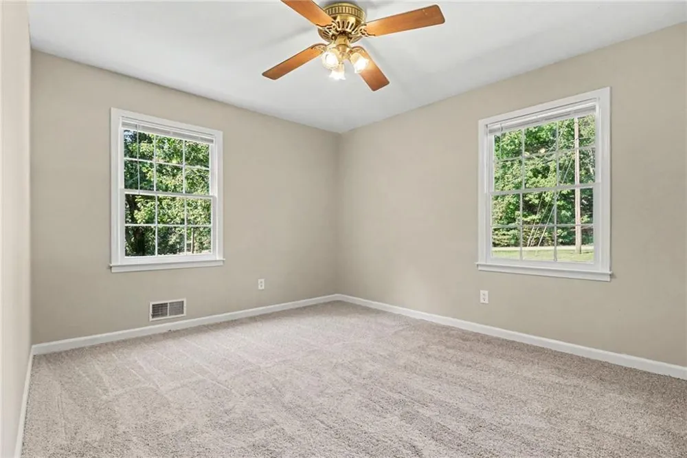 5139 Presley Drive Flowery Branch, GA 30542