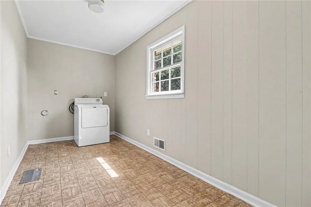 5139 Presley Drive Flowery Branch, GA 30542