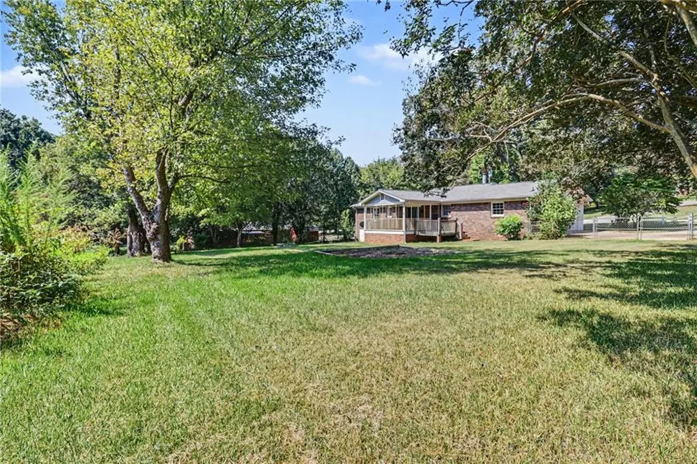5139 Presley Drive Flowery Branch, GA 30542