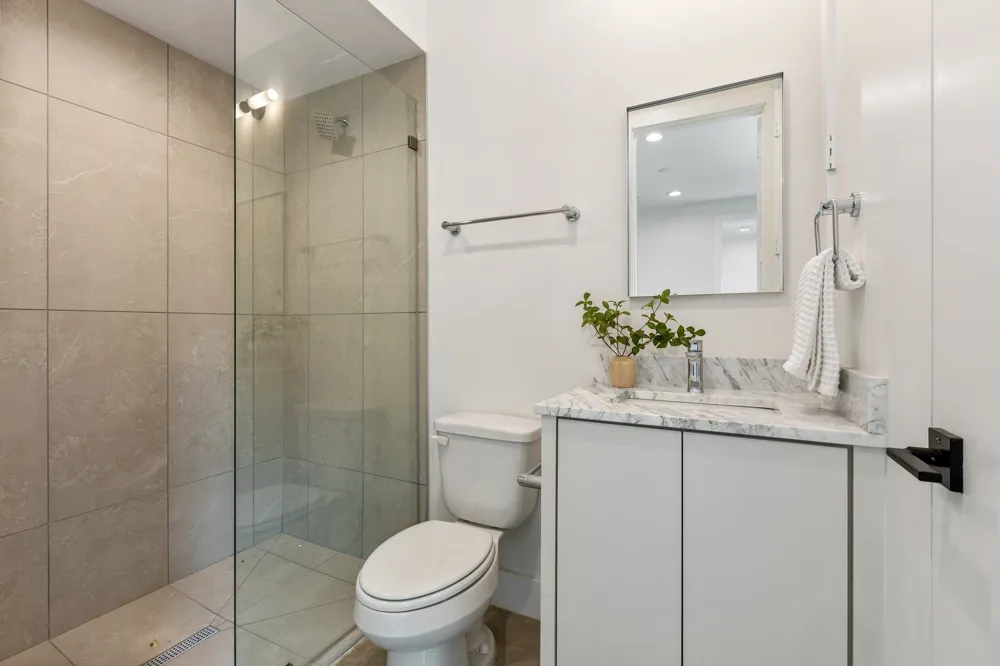 4330 Dickason Avenue #102 Dallas, TX 75219