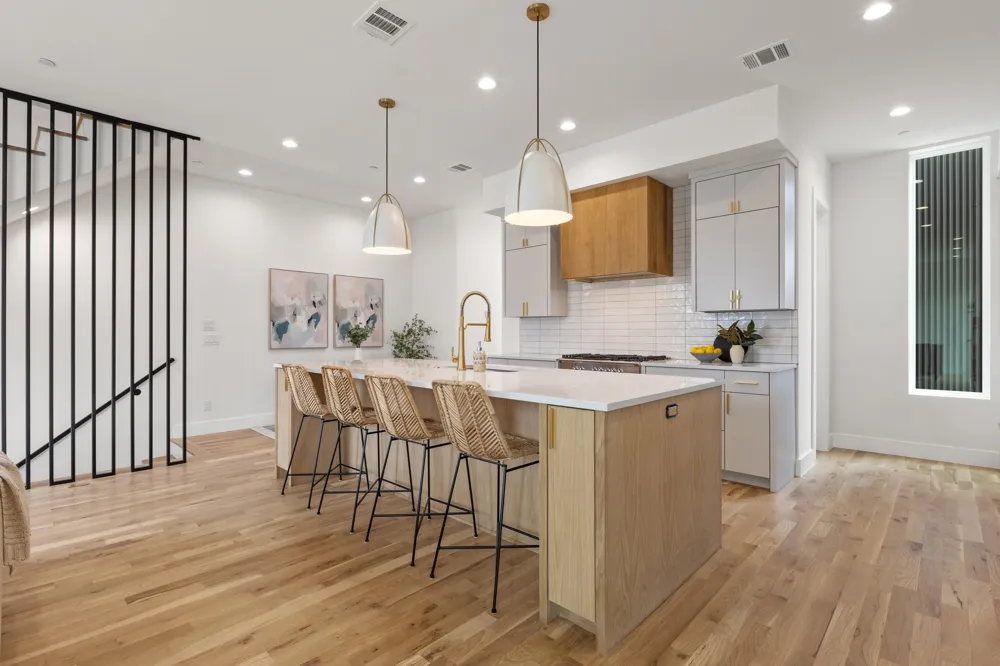 4330 Dickason Avenue #102 Dallas, TX 75219