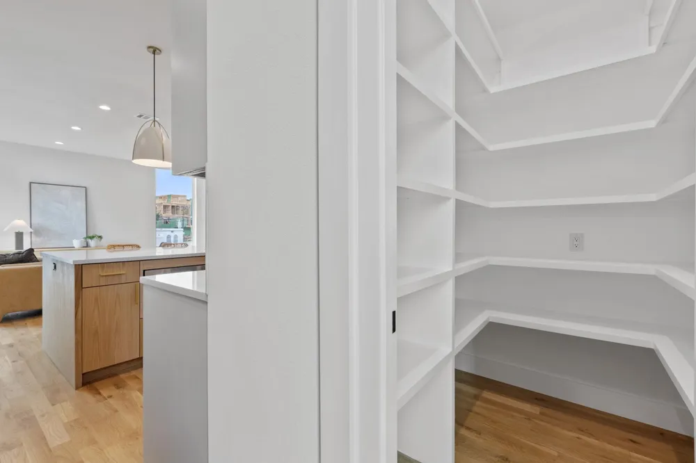 4330 Dickason Avenue #102 Dallas, TX 75219