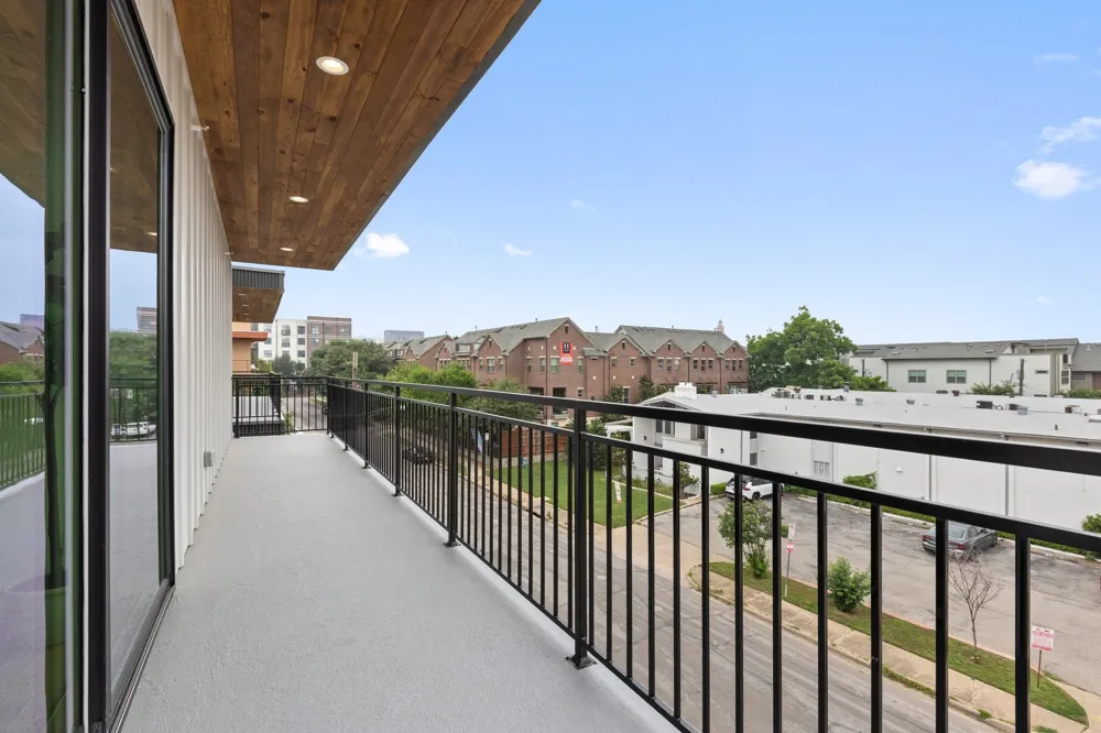 4330 Dickason Avenue #102 Dallas, TX 75219