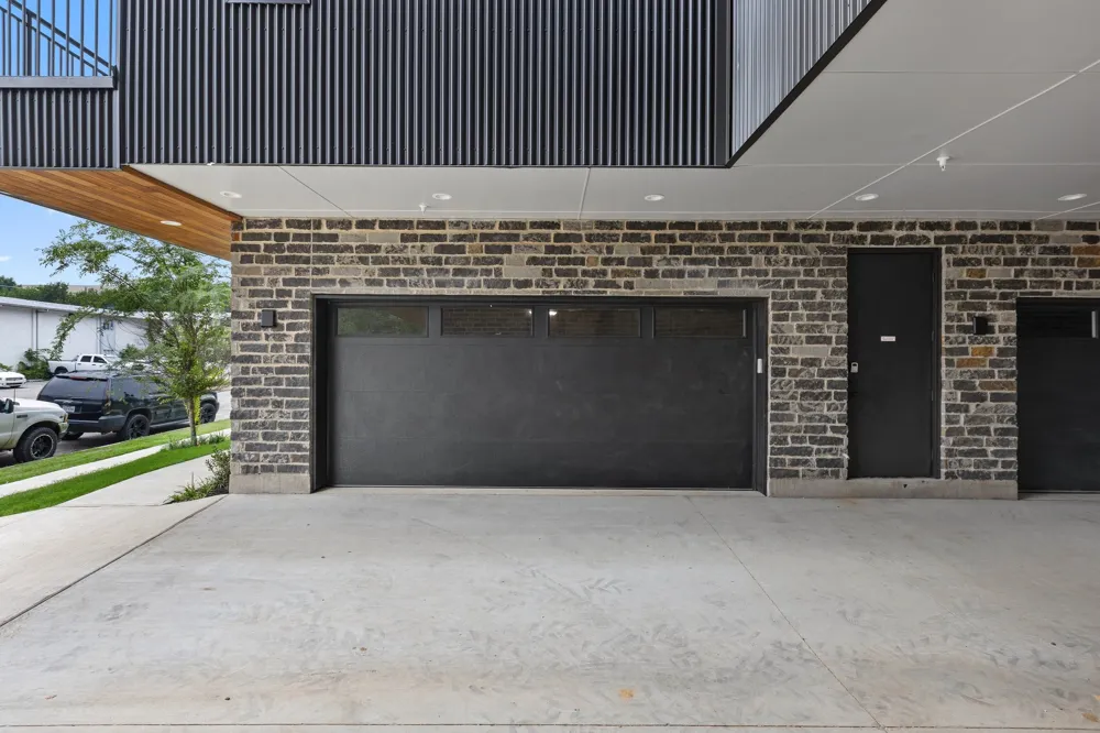 4330 Dickason Avenue #102 Dallas, TX 75219