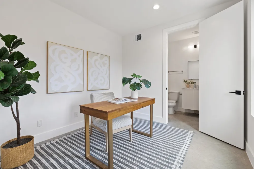 4330 Dickason Avenue #102 Dallas, TX 75219