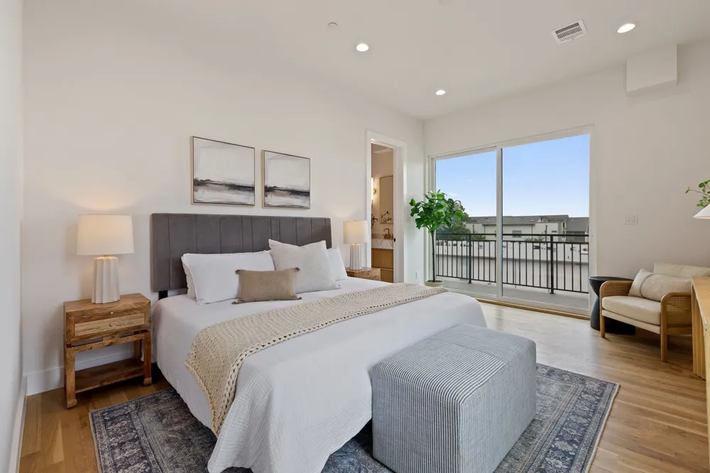 4330 Dickason Avenue #102 Dallas, TX 75219