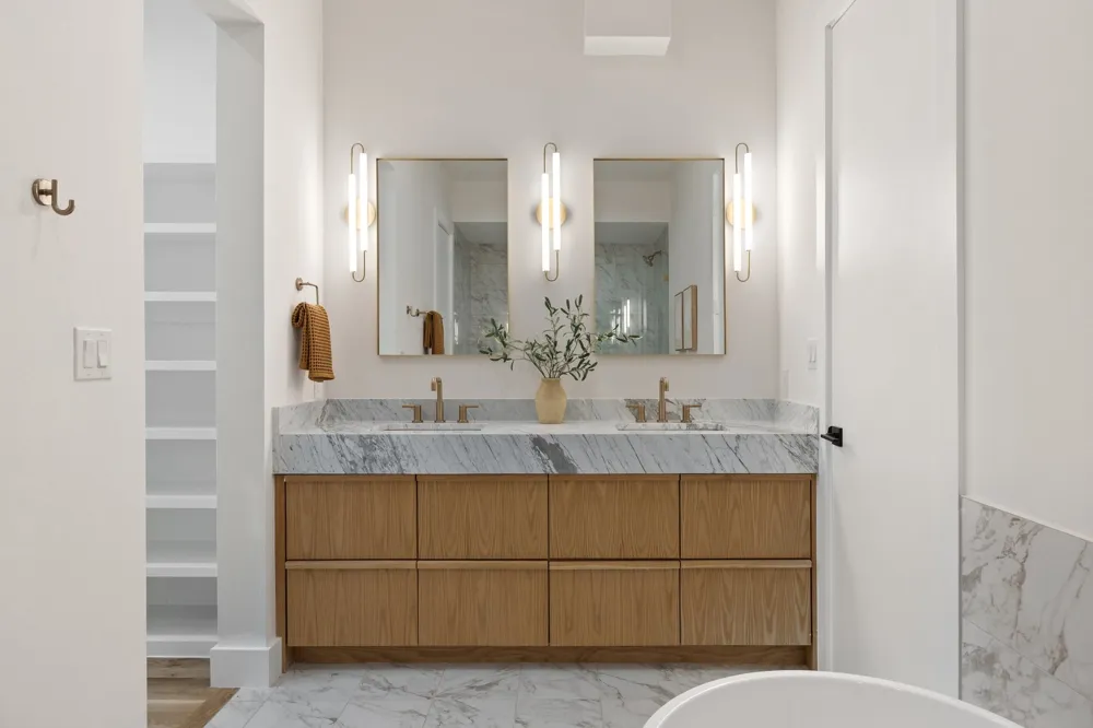 4330 Dickason Avenue #102 Dallas, TX 75219