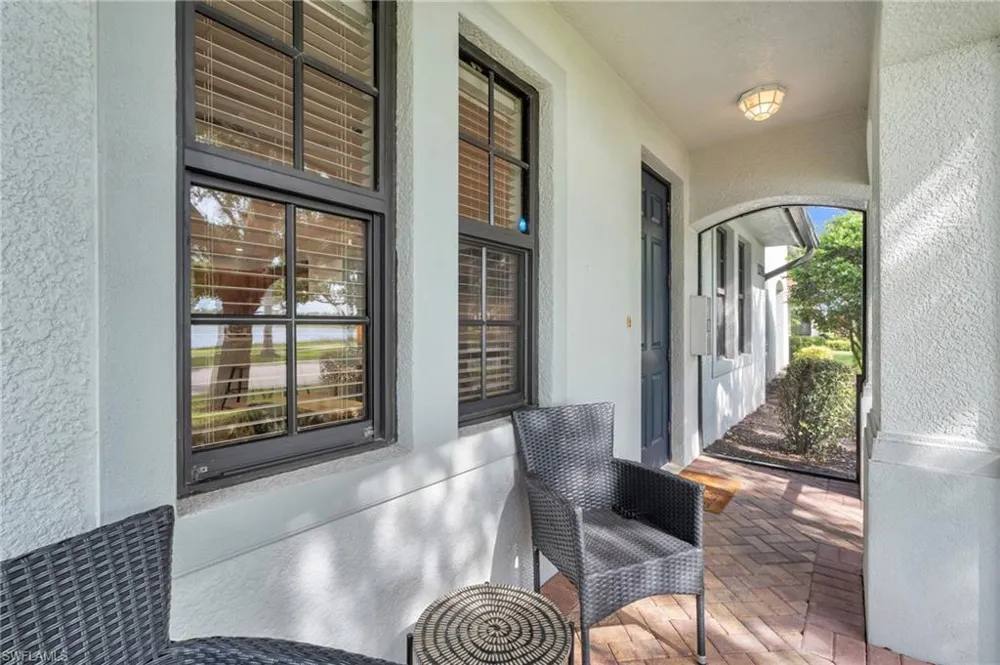 1391 Santiago Circle #902 Naples, FL 34113