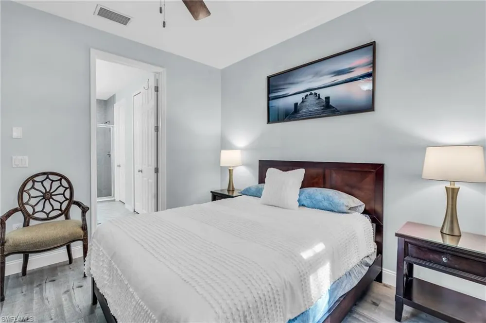 1391 Santiago Circle #902 Naples, FL 34113