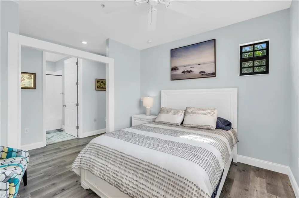 1391 Santiago Circle #902 Naples, FL 34113