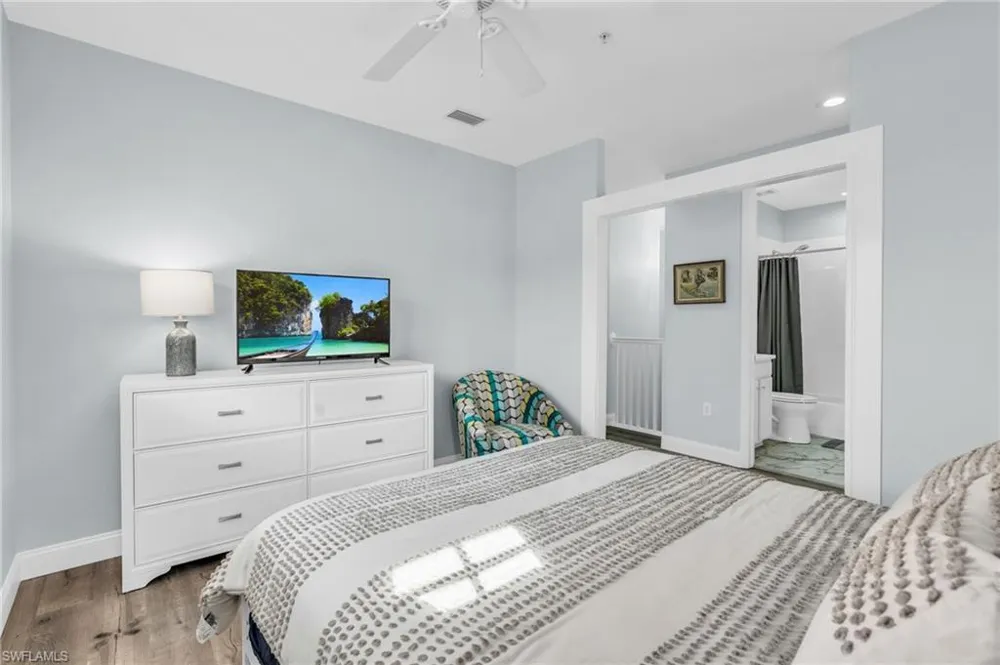 1391 Santiago Circle #902 Naples, FL 34113